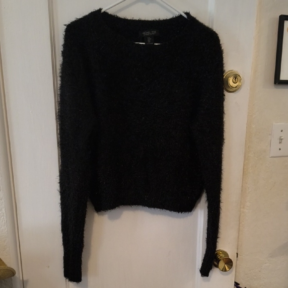 NWT Rachel Zoe | Cozy Black Crew Neck Sweater - Picture 1 of 4
